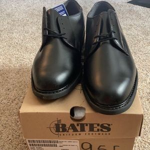 Bates Men’s size 9.5 E. NIB